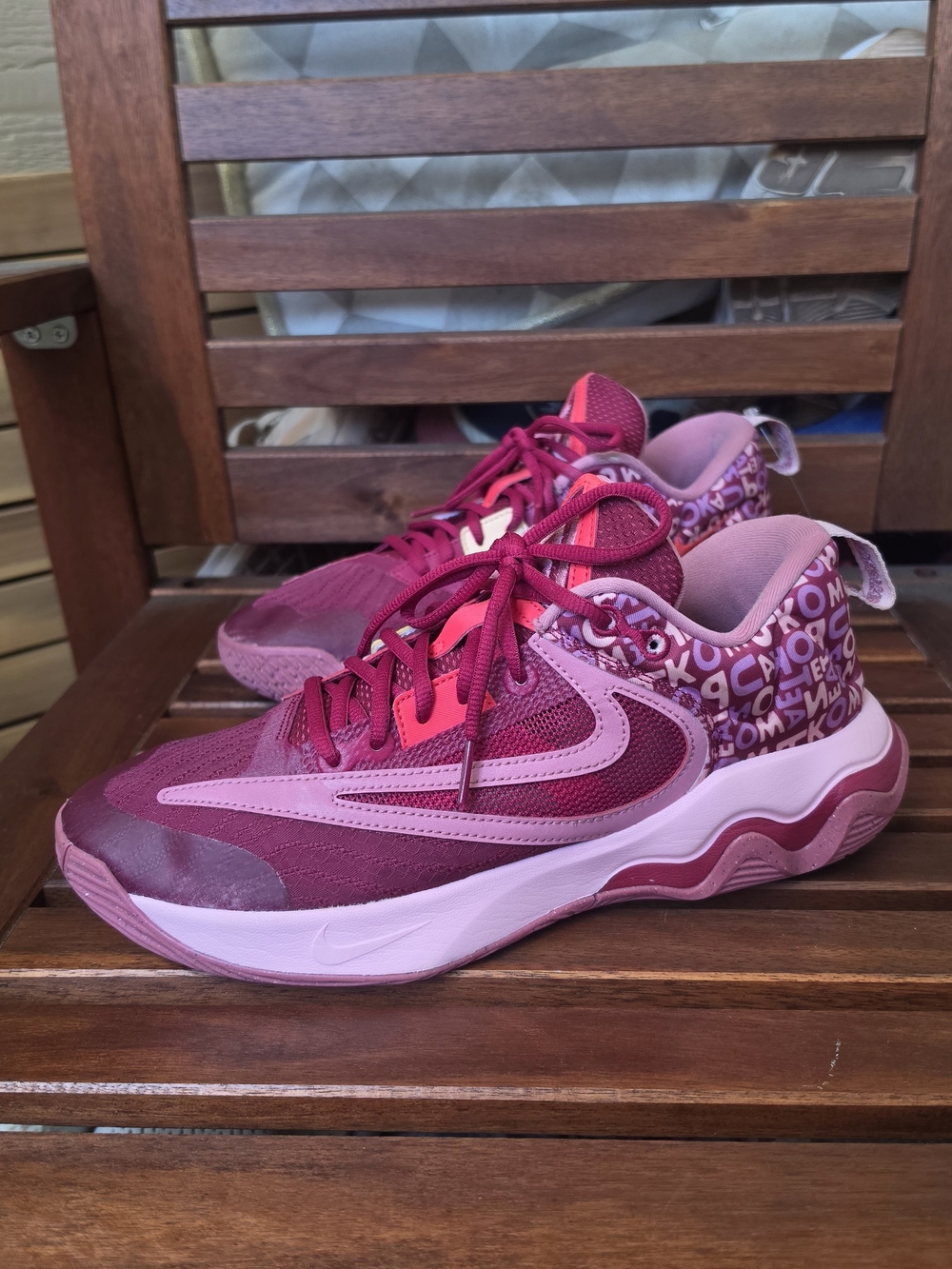 Nike-Giannis Immortality 3 Unisex Size 9.5
